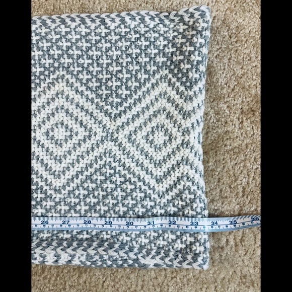 Gap Infinity Scarf - Picture 4 of 7